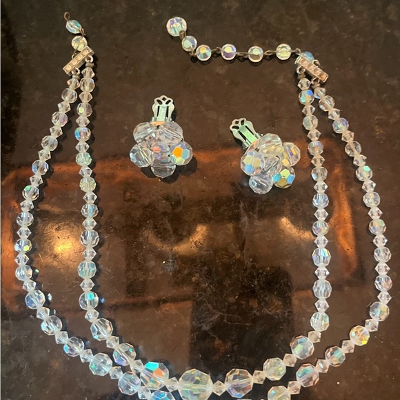 Elegant AB Crystal Jewelry Set - Picture 1 of 3